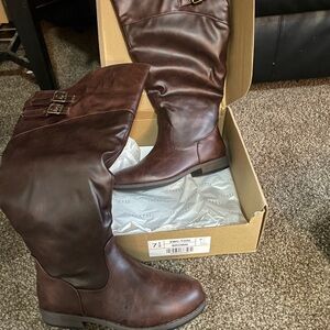 Brown Knee-High Boots with Buckle Detail